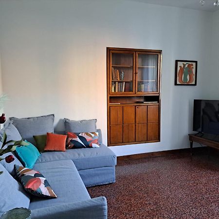 Stella Apartment By Quokka 360 - Past And Present In Côme Esterno foto